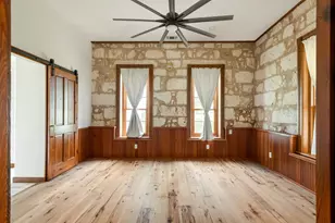 1461 S US Hwy 87, Fredericksburg, TX 78624 - Photo 18