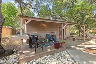 607 Franklin, Fredericksburg, TX 78624 - Photo 30