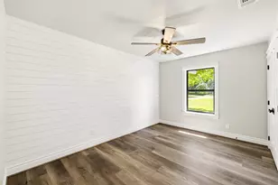125 W Lower Crabapple Rd, Fredericksburg, TX 78624 - Photo 14