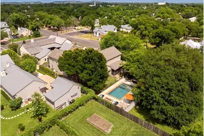 306 S Acorn St, Fredericksburg, TX 78624 - Photo 66