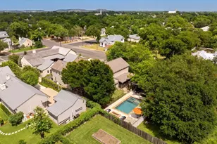 306 S Acorn St, Fredericksburg, TX 78624 - Photo 66