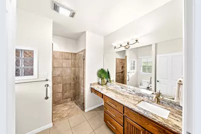 306 S Acorn St, Fredericksburg, TX 78624 - Photo 20