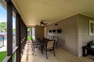306 S Acorn St, Fredericksburg, TX 78624 - Photo 64