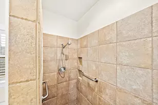 306 S Acorn St, Fredericksburg, TX 78624 - Photo 22