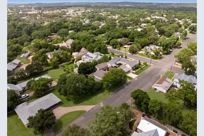 306 S Acorn St, Fredericksburg, TX 78624 - Photo 74