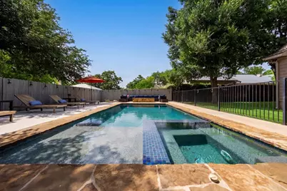 306 S Acorn St, Fredericksburg, TX 78624 - Photo 52