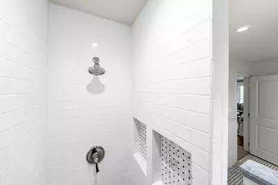 306 S Acorn St, Fredericksburg, TX 78624 - Photo 46