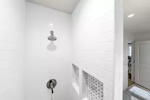306 S Acorn St, Fredericksburg, TX 78624 - Photo 46