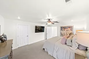 306 S Acorn St, Fredericksburg, TX 78624 - Photo 34