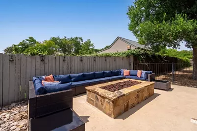 306 S Acorn St, Fredericksburg, TX 78624 - Photo 52