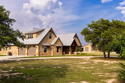 195 Kamira Dr, Kerrville, TX 78028 - Photo 4