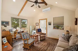 260 Chinaberry Ln, Fredericksburg, TX 78624 - Photo 20