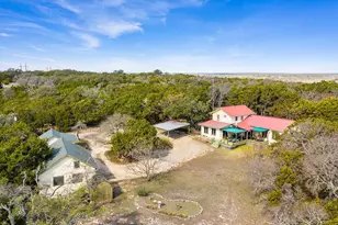 260 Chinaberry Ln, Fredericksburg, TX 78624 - Photo 4