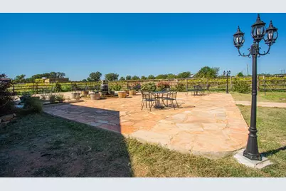 10207 E US Hwy 290, Fredericksburg, TX 78624 - Photo 14