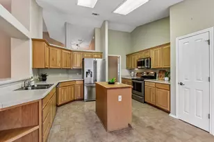 1217 Victory Ln, Kerrville, TX 78028 - Photo 6