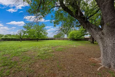 131 W Lower Crabapple Rd, Fredericksburg, TX 78624 - Photo 18