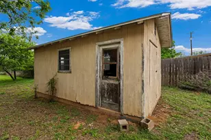 131 W Lower Crabapple Rd, Fredericksburg, TX 78624 - Photo 16