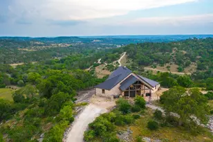 225 Valley View Dr, Comfort, TX 78013 - Photo 46