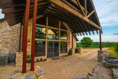 225 Valley View Dr, Comfort, TX 78013 - Photo 4