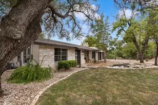 202 Bluebonnet, Fredericksburg, TX 78624 - Photo 8