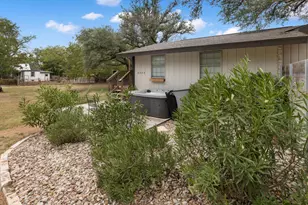 202 Bluebonnet, Fredericksburg, TX 78624 - Photo 32