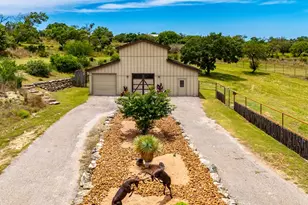 1454 Kendall Jackson, Comfort, TX 78010 - Photo 2