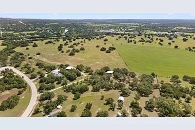 106 El Nopal Dr, Blanco, TX 78606 - Photo 4