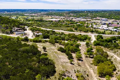 2210 Stoneledge, Kerrville, TX 78028 - Photo 6