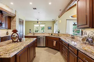 3704 E Club View Ct, Kerrville, TX 78028 - Photo 18
