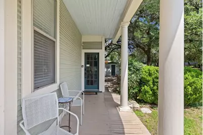 208 N Avenue G, Johnson City, TX 78636 - Photo 6