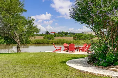 646 Victor Eckhardt Rd, Fredericksburg, TX 78624 - Photo 46