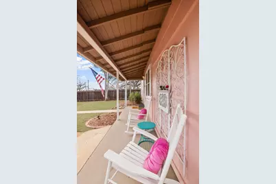 812 W Austin St, Fredericksburg, TX 78624 - Photo 26