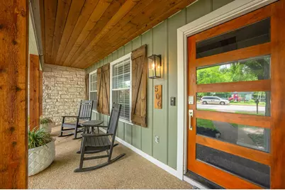 506 N Lincoln, Fredericksburg, TX 78624 - Photo 4
