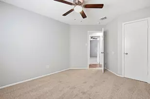 6827 Celes Meadow Dr, Converse, TX 78109 - Photo 18