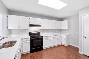 6827 Celes Meadow Dr, Converse, TX 78109 - Photo 8