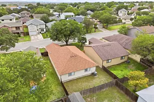 6827 Celes Meadow Dr, Converse, TX 78109 - Photo 30