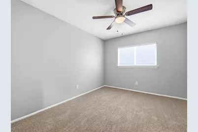 6827 Celes Meadow Dr, Converse, TX 78109 - Photo 16