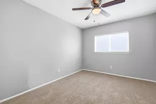 6827 Celes Meadow Dr, Converse, TX 78109 - Photo 16