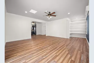 219 Victoria Dr, Kerrville, TX 78028 - Photo 6