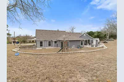 219 Victoria Dr, Kerrville, TX 78028 - Photo 32
