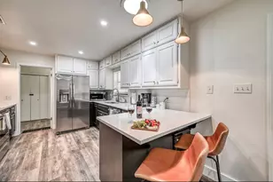 1009 Ave D, Fredericksburg, TX 78624 - Photo 8