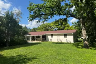 109 Glenwood Dr, Fredericksburg, TX 78624 - Photo 12