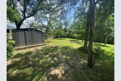 109 Glenwood Dr, Fredericksburg, TX 78624 - Photo 30