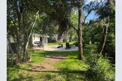 109 Glenwood Dr, Fredericksburg, TX 78624 - Photo 10