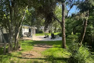 109 Glenwood Dr, Fredericksburg, TX 78624 - Photo 10
