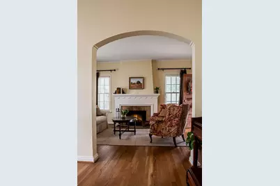 311 W Austin St, Fredericksburg, TX 78624 - Photo 10