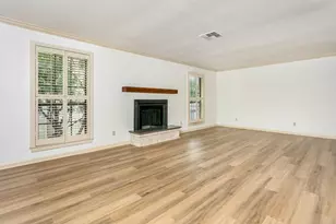 2611 Eisenhauer Rd, San Antonio, TX 78209 - Photo 10