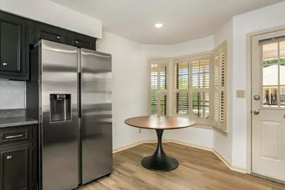 2611 Eisenhauer Rd #110, San Antonio, TX 78209 - Photo 4