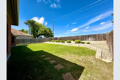 413 Redbird Lane, Fredericksburg, TX 78624 - Photo 18