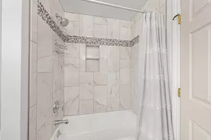 211 Coronado Dr, Kerrville, TX 78028 - Photo 16
